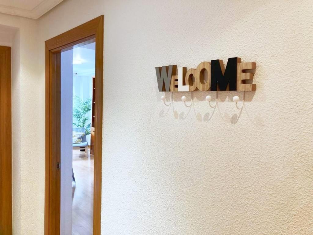 Apartamento Grande, 2 Dormitorios, Garaje Gratis Madrid Exterior photo